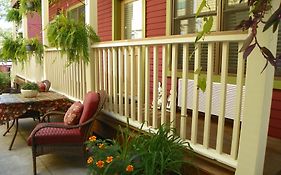 All Seasons Inn